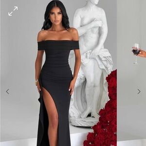 BABYBOO black maxi dress size small/4